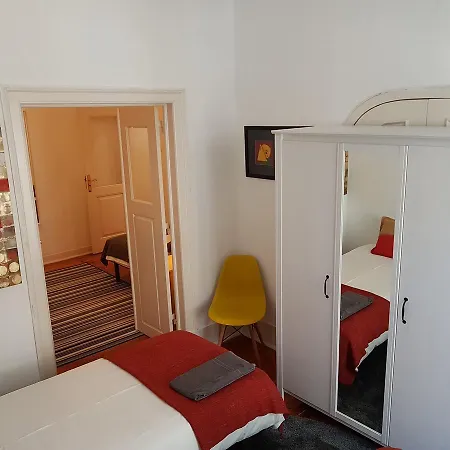 Apartment Conde Redondo Lissabon